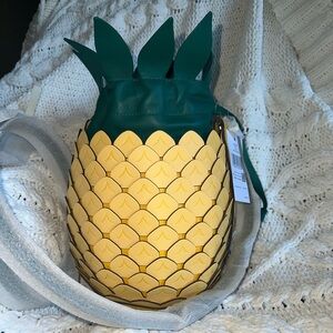 Kate Spade Pineapple 3D Crossbody Bag 🍍